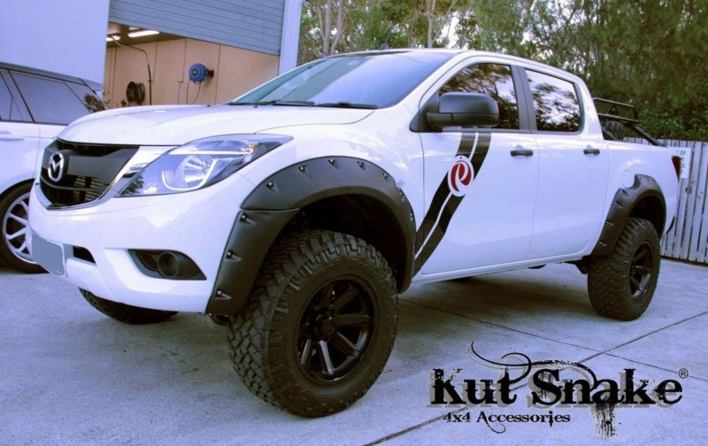 Overfendere-pentru-Mazda-BT-50-8.5-cm